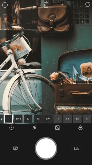 Vintage photo editing app